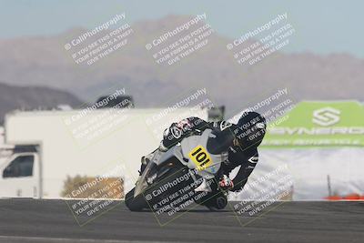 media/Jan-18-2026-CVMA (Sun) [[519f600f45]]/Race 12- Formula 40 MW and LW/